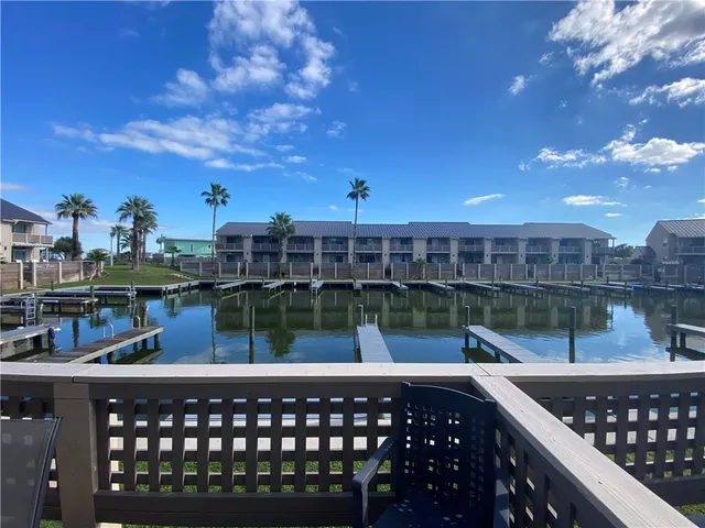 $402,000 | 2104 Bayhouse Drive, Rockport, TX 78382