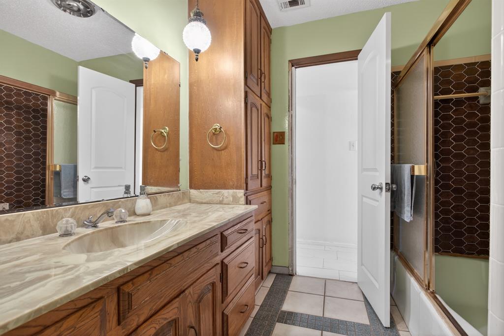 10569 Range Road Justin, TX 76247 - Photo 20 of 40