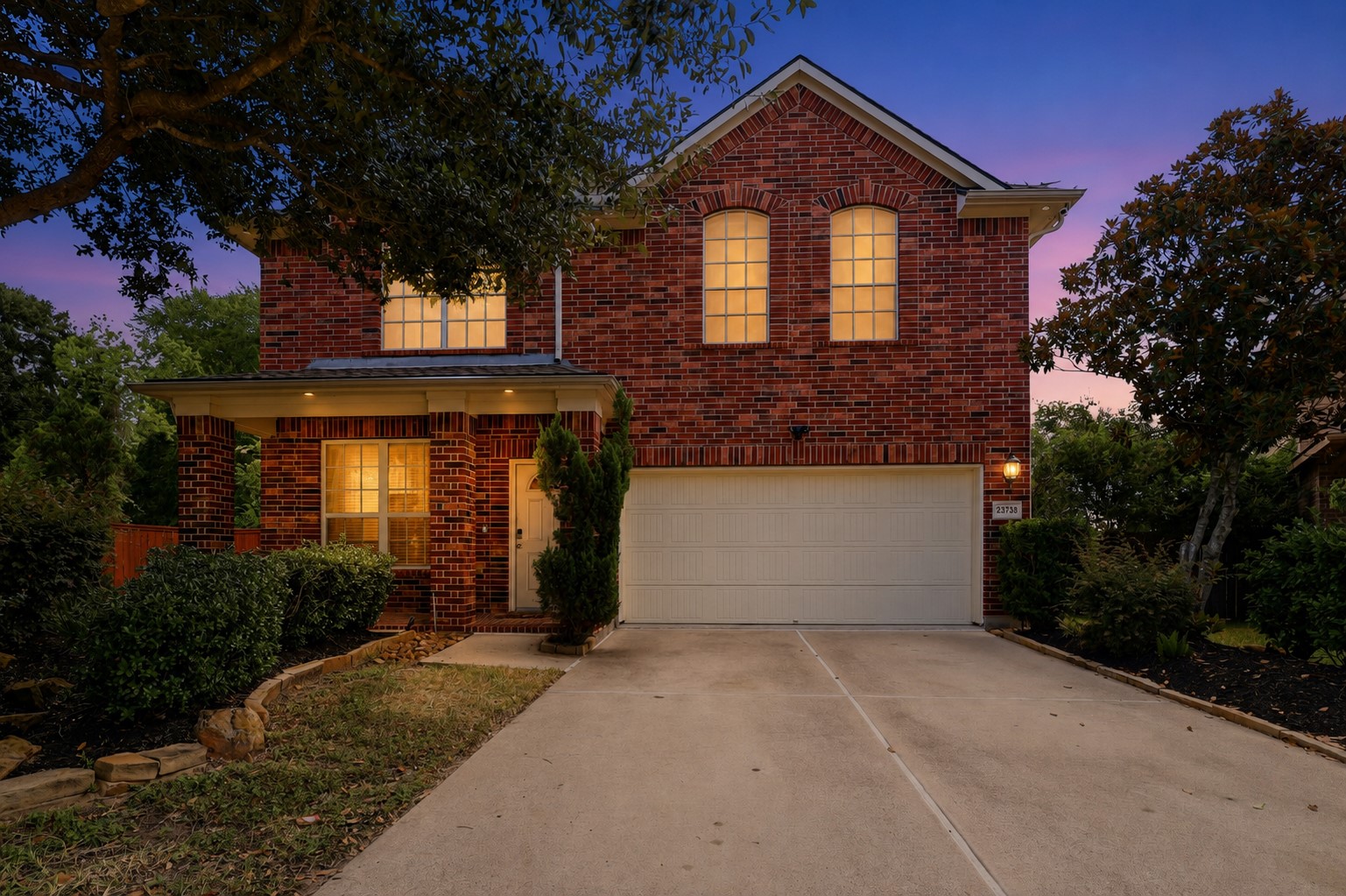 23738 Hiddenbriar Loop Tomball, TX 77375 - Photo 2 of 31
