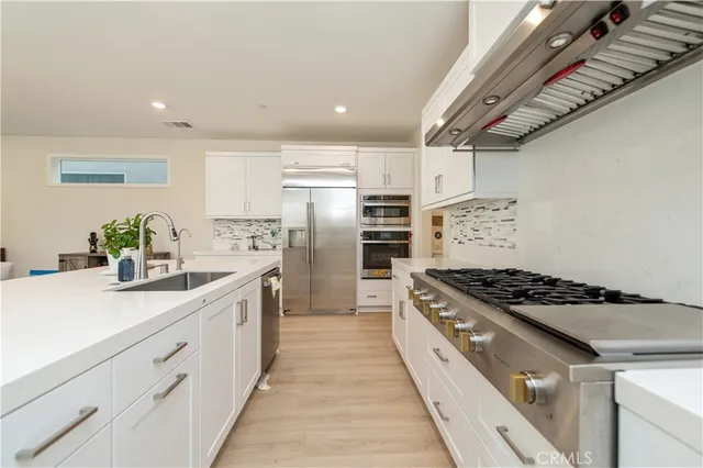 $1,698,000 | 200 Zawn, Irvine, CA 92618