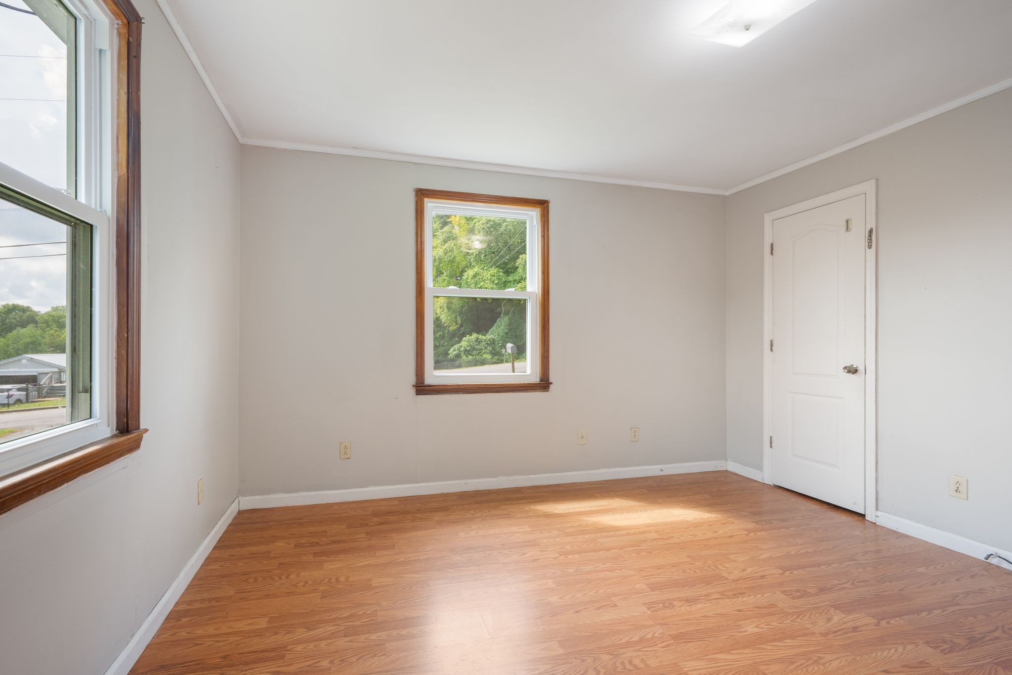 109 Riverside Drive Centerville, TN 37033 - Photo 21 of 29 an empty room with a window