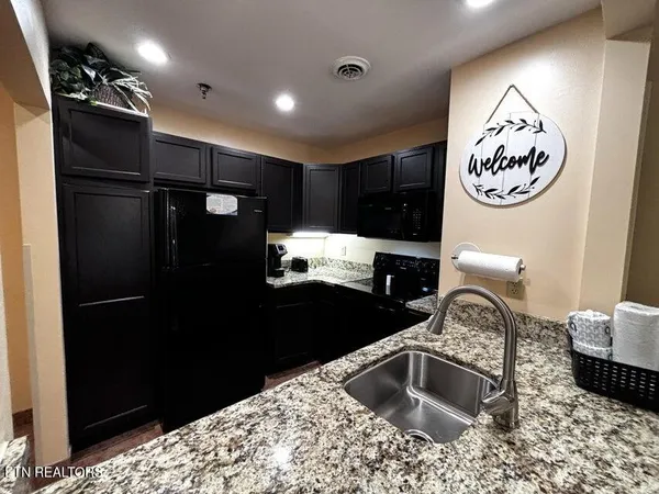 $335,000 | 225 Collier Drive, Unit 1119, Sevierville, TN 37862