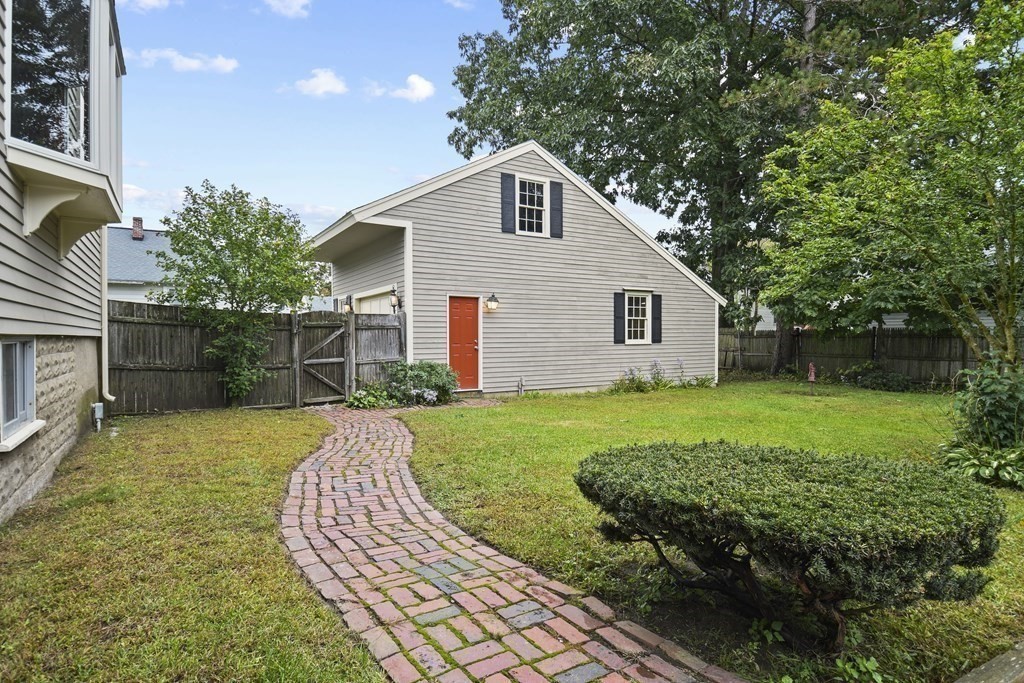 80 Holmes Road Dedham, MA 02026 - Photo 4 of 35 Gallery Image 4