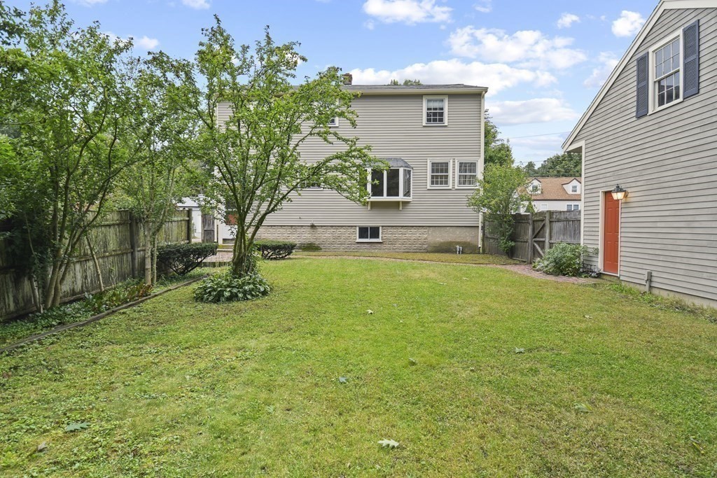 80 Holmes Road Dedham, MA 02026 - Photo 5 of 35 Gallery Image 5