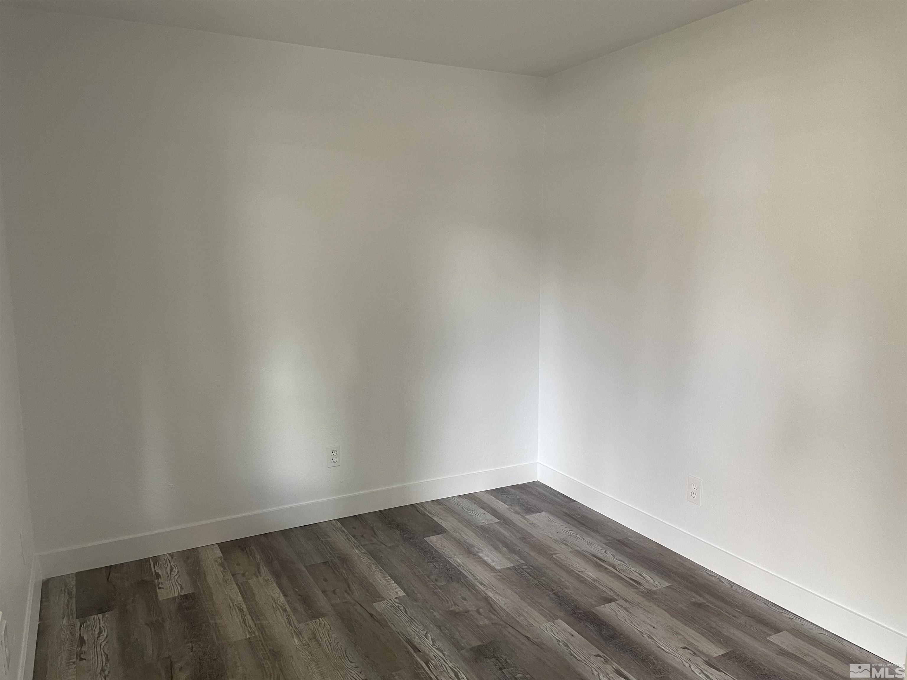 2138 Roundhouse Road Sparks, NV 89431 - Photo 8 of 14 Photo 8