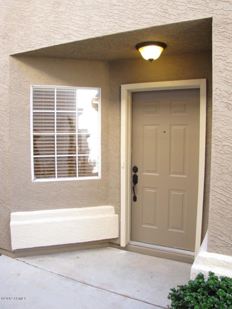 1429 East Mineral Road Gilbert, AZ 85234 - Photo 3 of 43 Front Entry