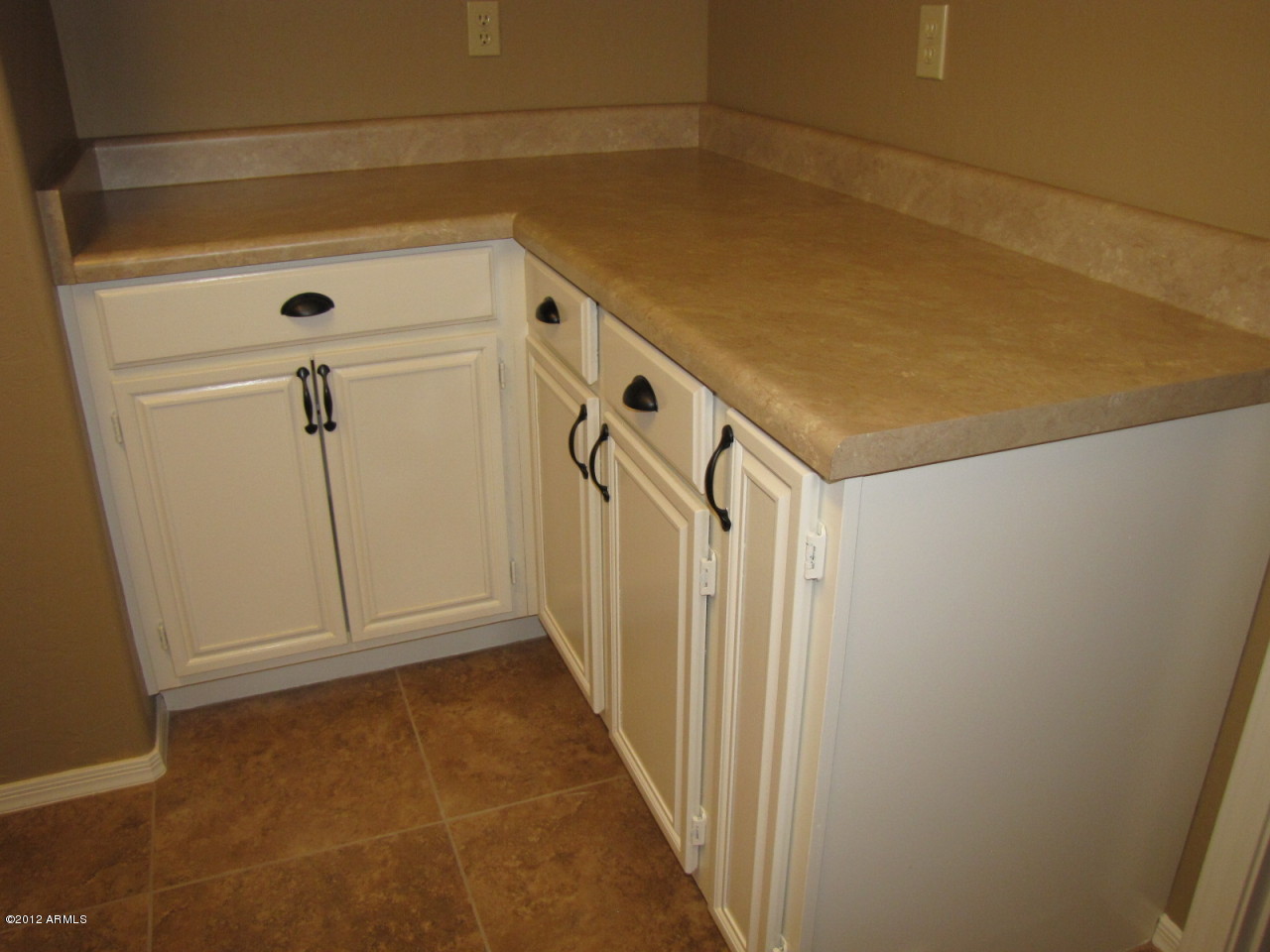1429 East Mineral Road Gilbert, AZ 85234 - Photo 35 of 43 Folding Station