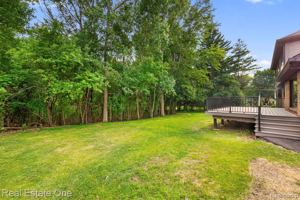 1683 Mark Hopkins Road Bloomfield Hills, MI 48302 - Photo 36 of 44