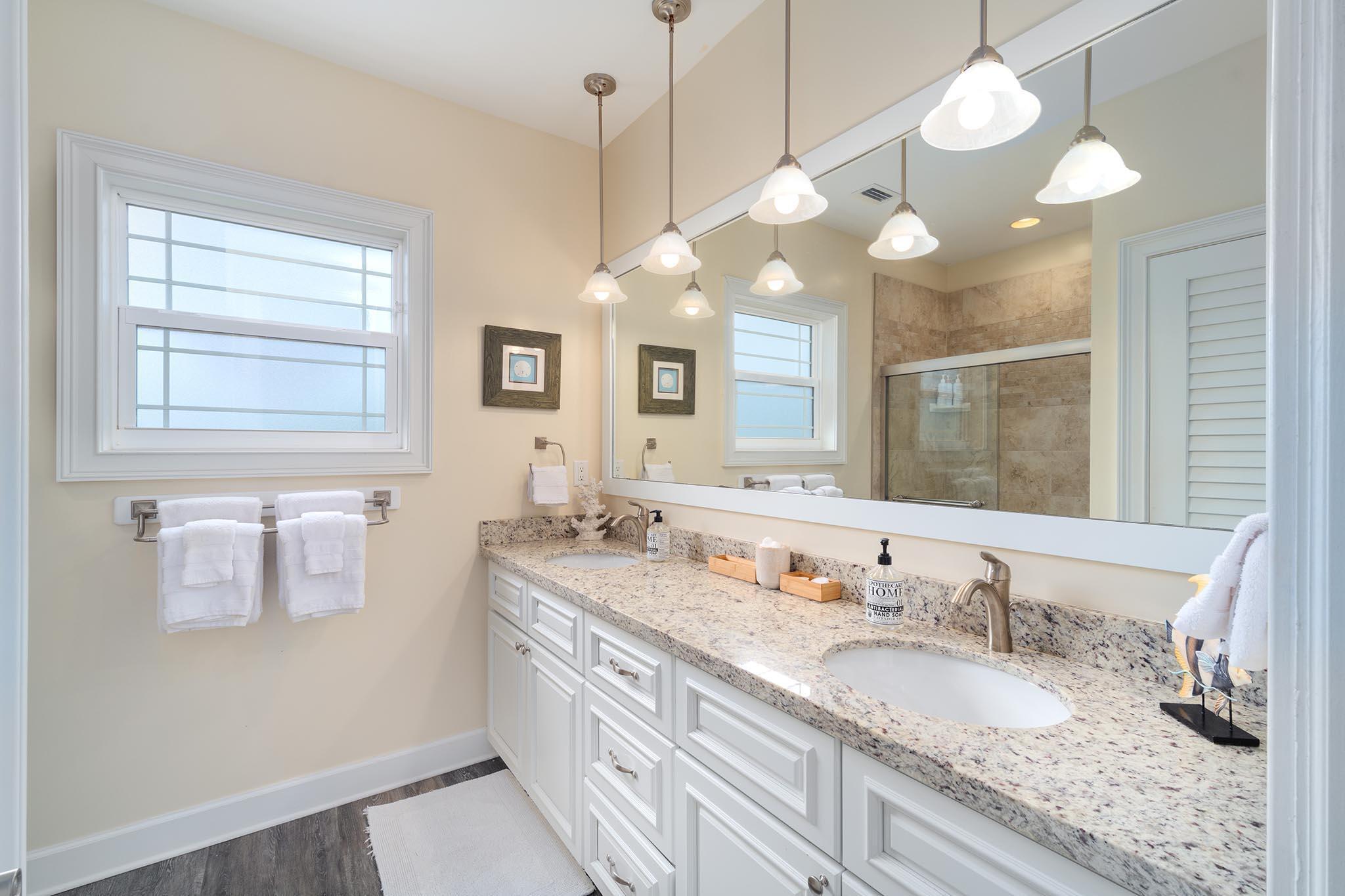 217 Sombrero Beach Road, Unit 1 & 2 Marathon, FL 33050 - Photo 48 of 67 Primary Ensuite Bathroom