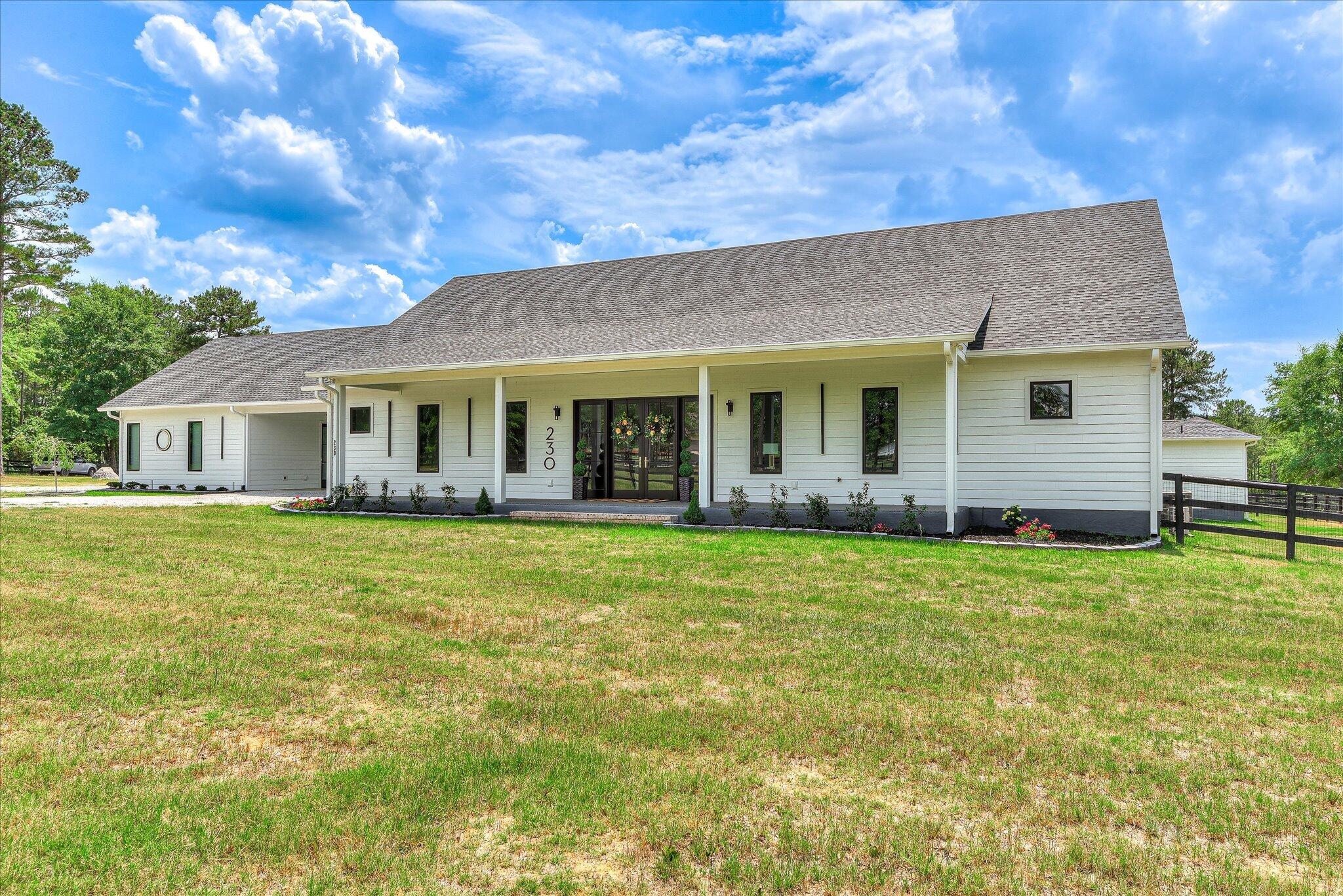 230 Meadows Ridge Court Aiken, SC 29803 - Photo 9 of 100