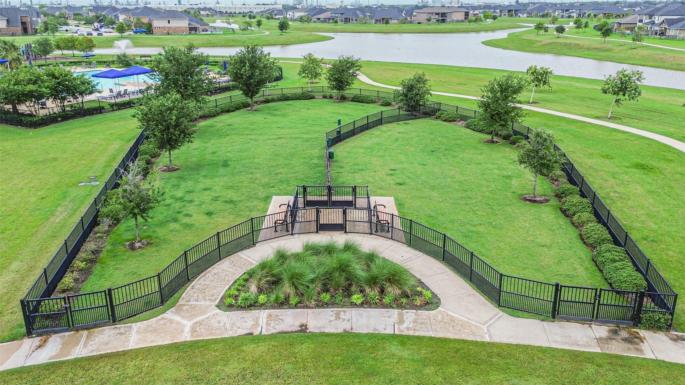 370 Weimer Lagoon Road La Porte, TX 77571 - Photo 29 of 32