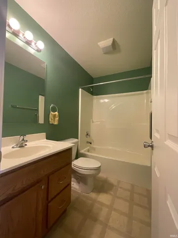 $210,000 | 712 Prairie Lane, Ossian, IN 46777