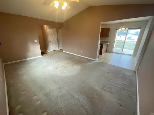 $205,000 | 712 Prairie Lane, Ossian, IN 46777