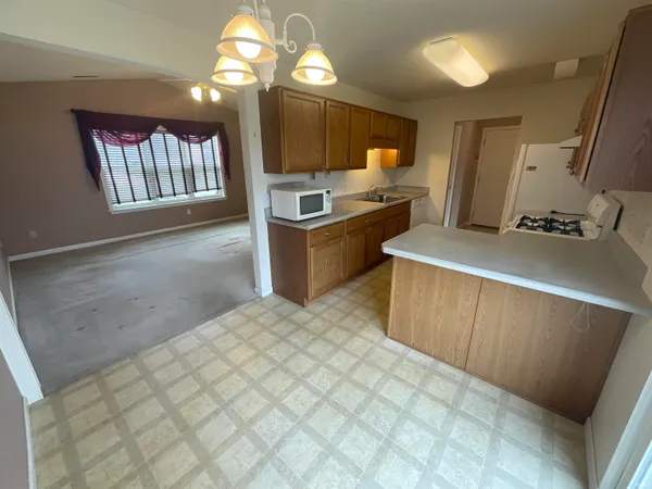 $205,000 | 712 Prairie Lane, Ossian, IN 46777