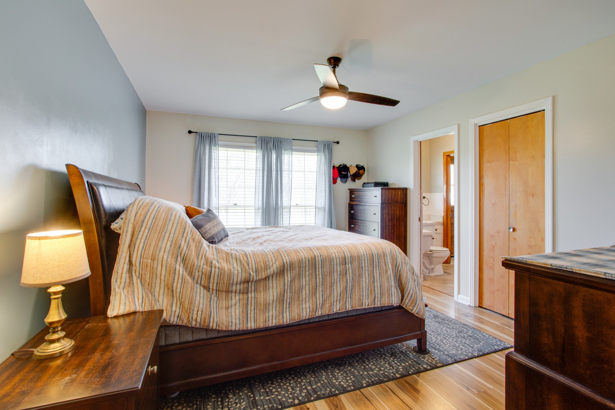350 Flat Woods Road Lebanon, TN 37090 - Photo 19 of 33 a bedroom with a bed and window