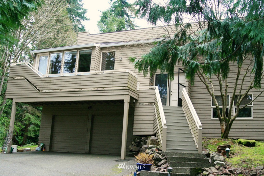 8821 Shell Place Edmonds, WA 98026 - Photo 1 of 1