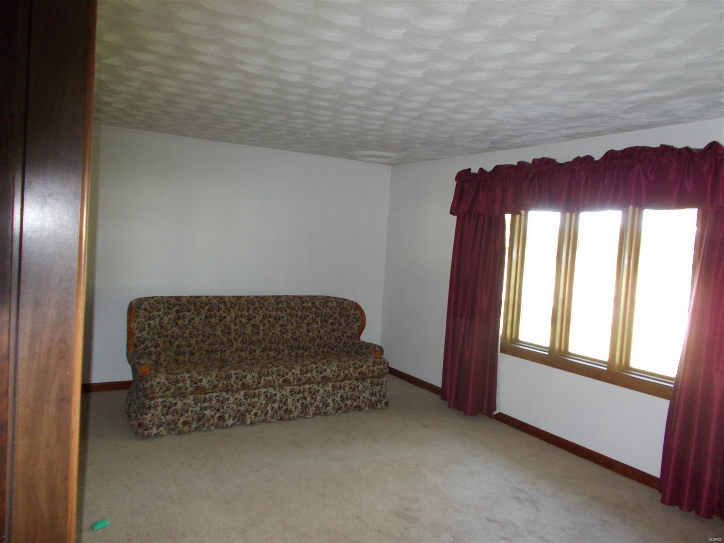 414 East Jacob Road Gorham, IL 62940 - Photo 6 of 29