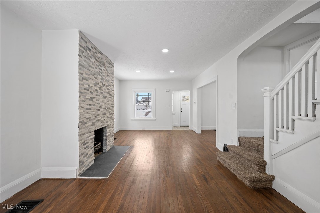 3404 Cedarbrook Road Cleveland, OH 44118 - Photo 10 of 37 Gallery Image 10