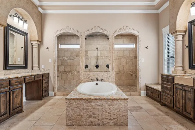 $1,699,999 | 8460 Spicewood Springs Road, China Spring, TX 76633