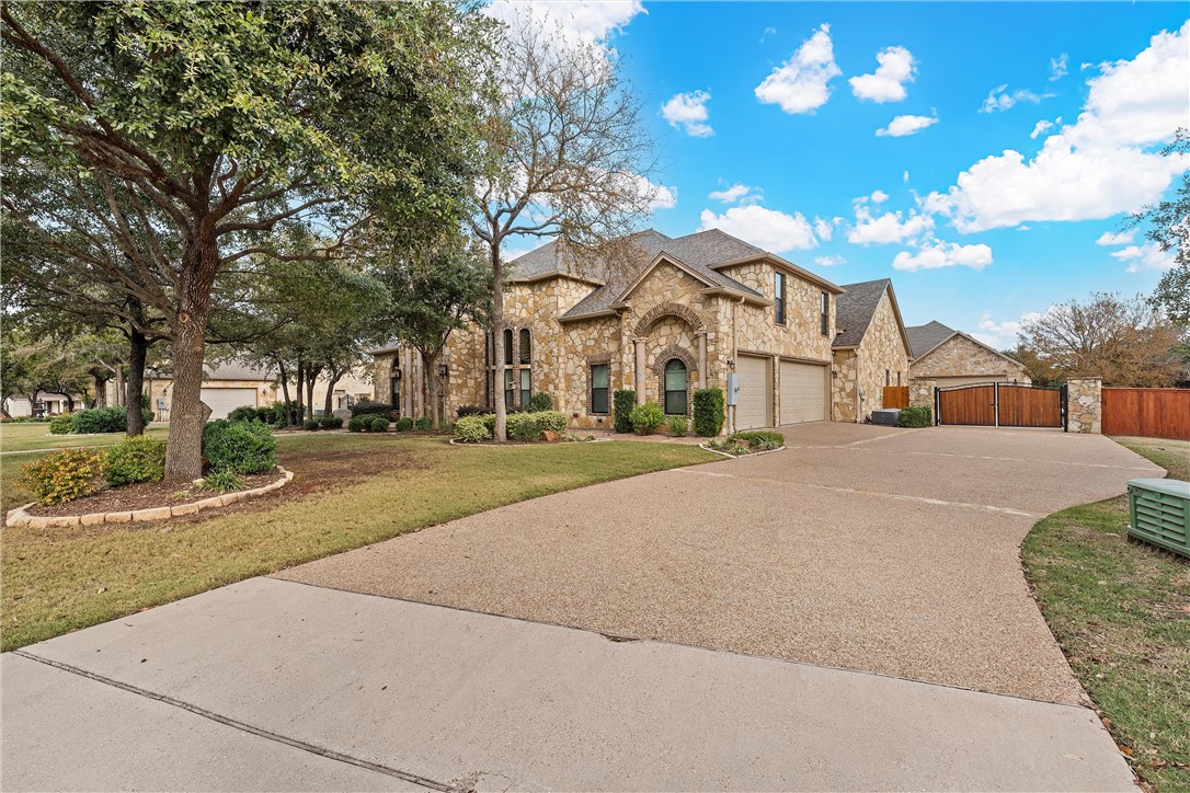 8460 Spicewood Springs Road China Spring, TX 76633 - Photo 4 of 69