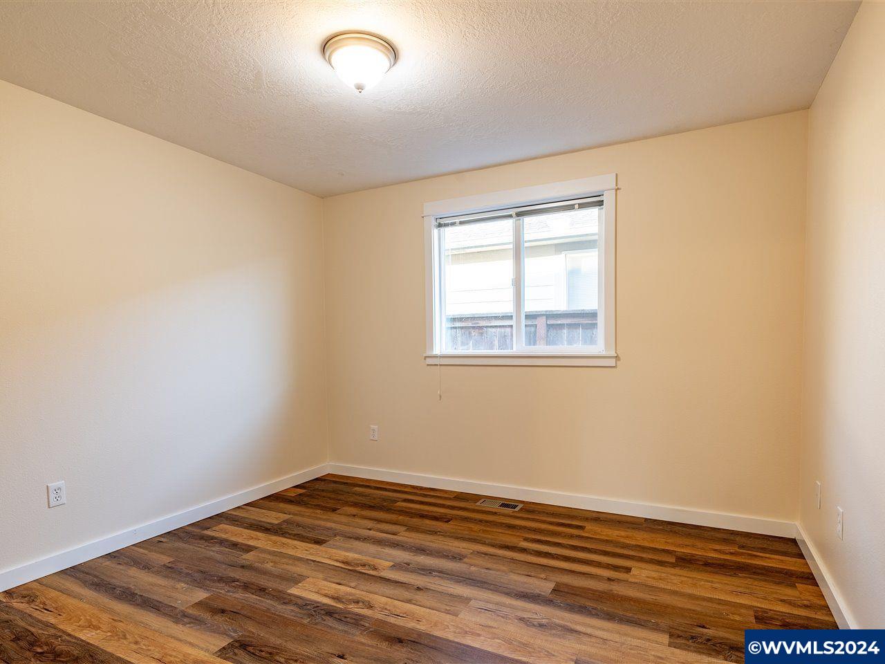 821 Northeast Trinity Street Albany, OR 97322 - Photo 10 of 21 Gallery Image 10