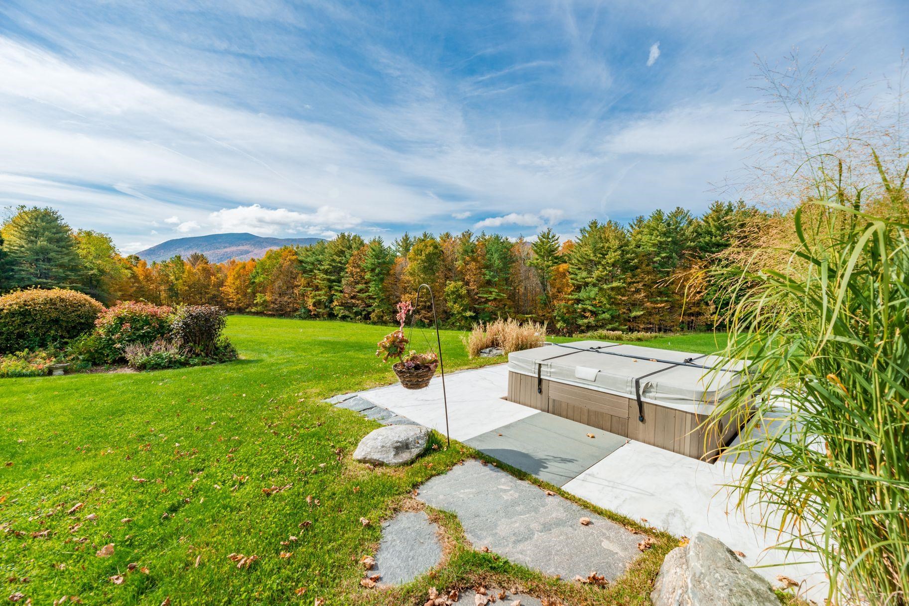 535 Wind Hill Road Manchester, VT 05255 - Photo 8 of 14 Gallery Image 8