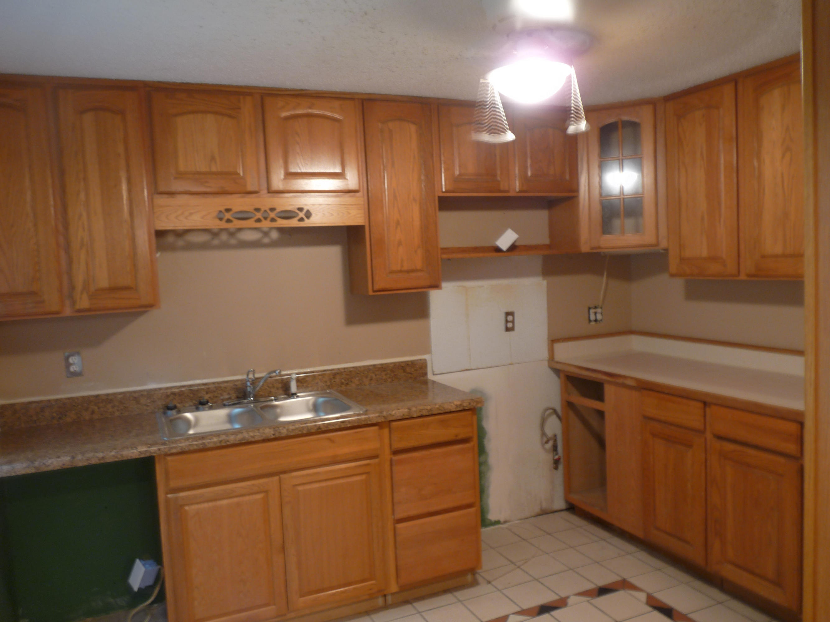 2533 Clint Lowe Road Crossville, TN 38572 - Photo 20 of 29 Walkout basement kitchen