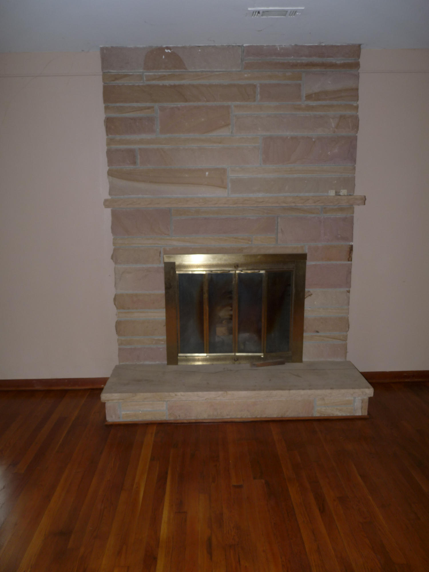 2533 Clint Lowe Road Crossville, TN 38572 - Photo 9 of 29 Living Room fireplace