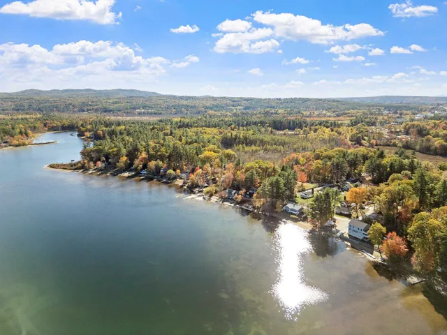 $319,900 | 52 Noyes Road, Tilton, NH 03276