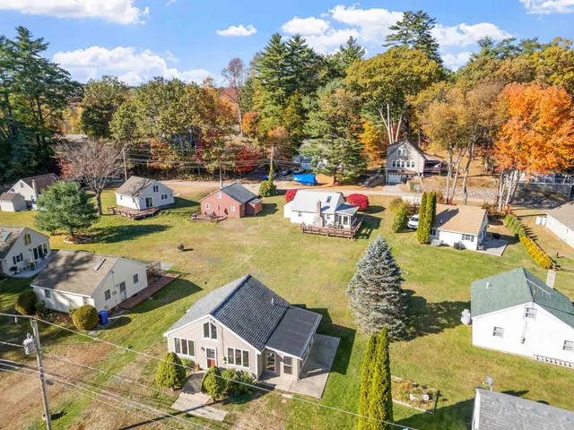 $319,900 | 52 Noyes Road, Tilton, NH 03276