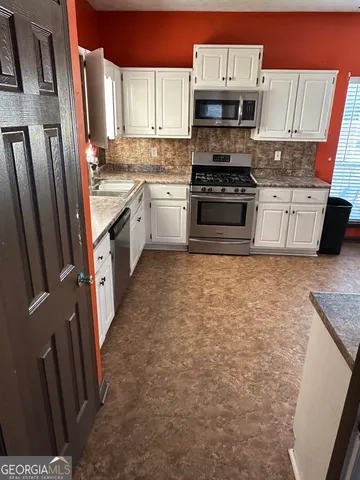 $189,997 | 4037 Robin Circle, Atlanta, GA 30349