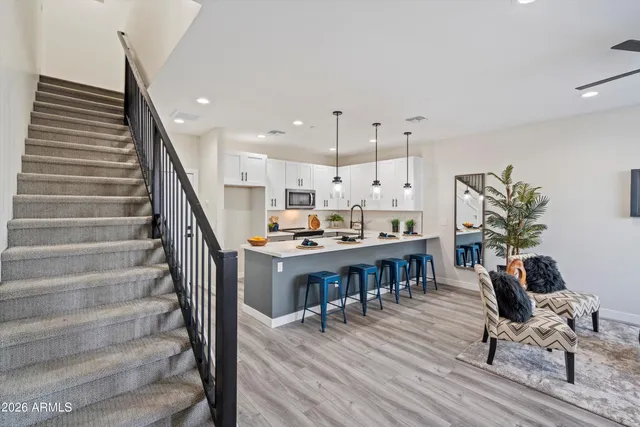 $2,375 | 1642 East Monte Vista Road, Unit 1, Phoenix, AZ 85006