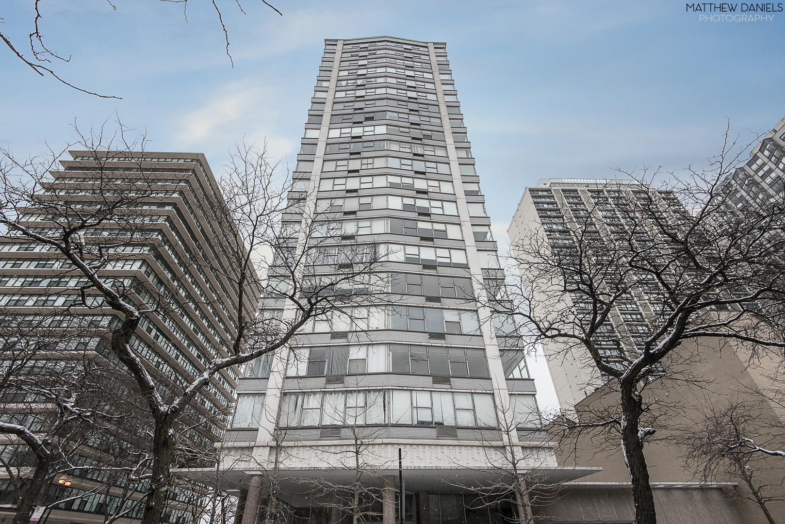 5757 North Sheridan Road, Unit 8C Chicago, IL 60660 - Photo 1 of 15 a front view of a building