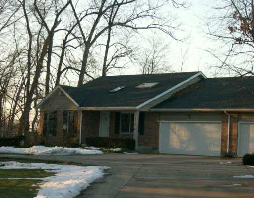 648 Rivers Edge Drive Mishawaka, IN 46544 - Photo 1 of 8 Gallery Image 1