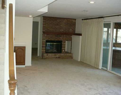 648 Rivers Edge Drive Mishawaka, IN 46544 - Photo 6 of 8 Gallery Image 6