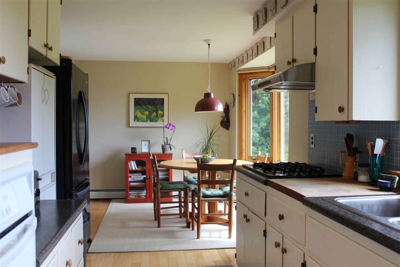 36 Bowers Road Hartland, VT 05048 - Photo 4 of 23