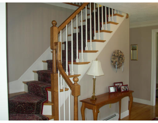 186 Harrington Road Waltham, MA 02452 - Photo 2 of 20 Gallery Image 2
