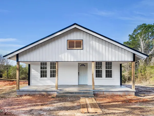 $169,000 | 1300 Burton Road, Little Rock, MS 39337
