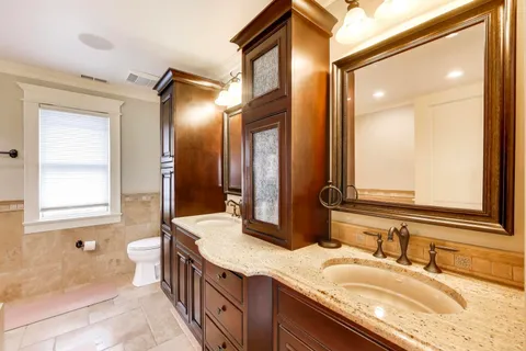 $925,000 | 7239 North Oconto Avenue, Chicago, IL 60631