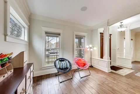 $925,000 | 7239 North Oconto Avenue, Chicago, IL 60631