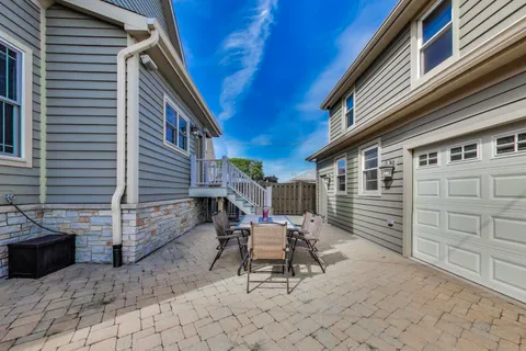 $925,000 | 7239 North Oconto Avenue, Chicago, IL 60631