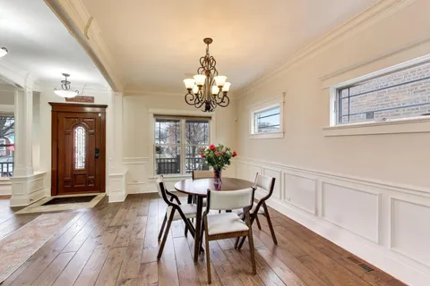 $925,000 | 7239 North Oconto Avenue, Chicago, IL 60631