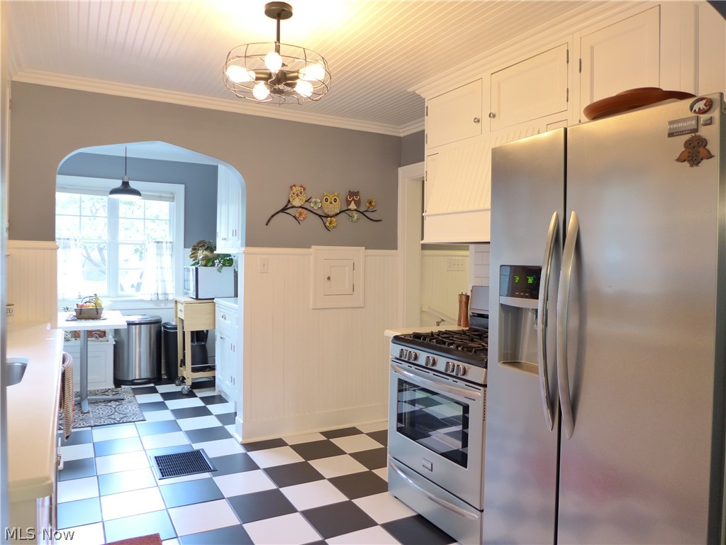 431 Malvern Road Akron, OH 44303 - Photo 4 of 35 Gallery Image 4