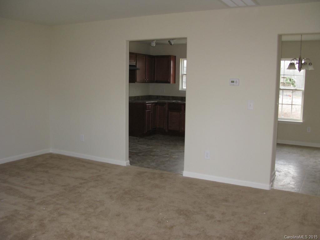 2316 Hart Road, Unit 4 Charlotte, NC 28214 - Photo 2 of 13 Gallery Image 2