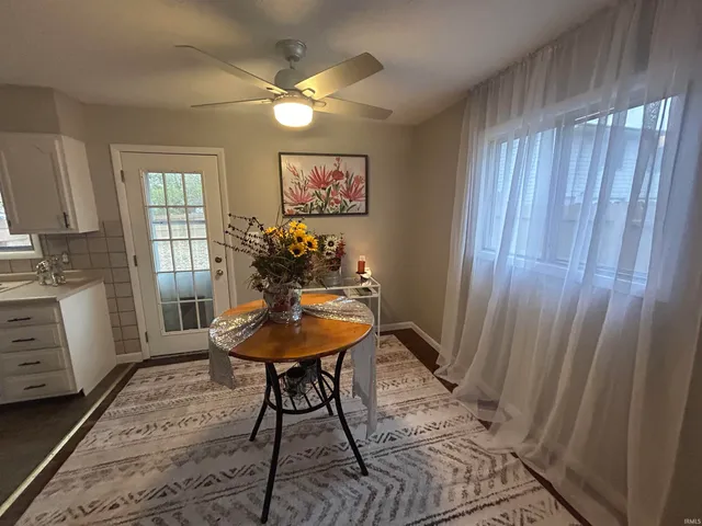 $184,900 | 513 West Washington Street, Galveston, IN 46932