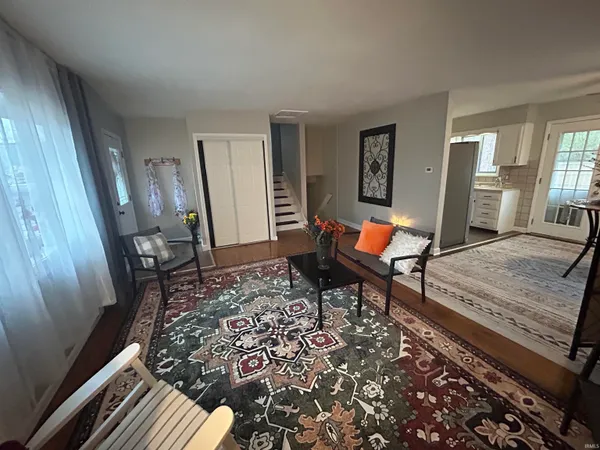 $184,900 | 513 West Washington Street, Galveston, IN 46932