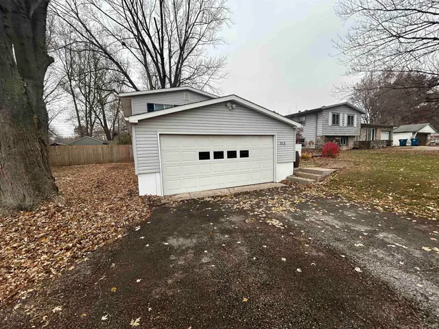 $184,900 | 513 West Washington Street, Galveston, IN 46932