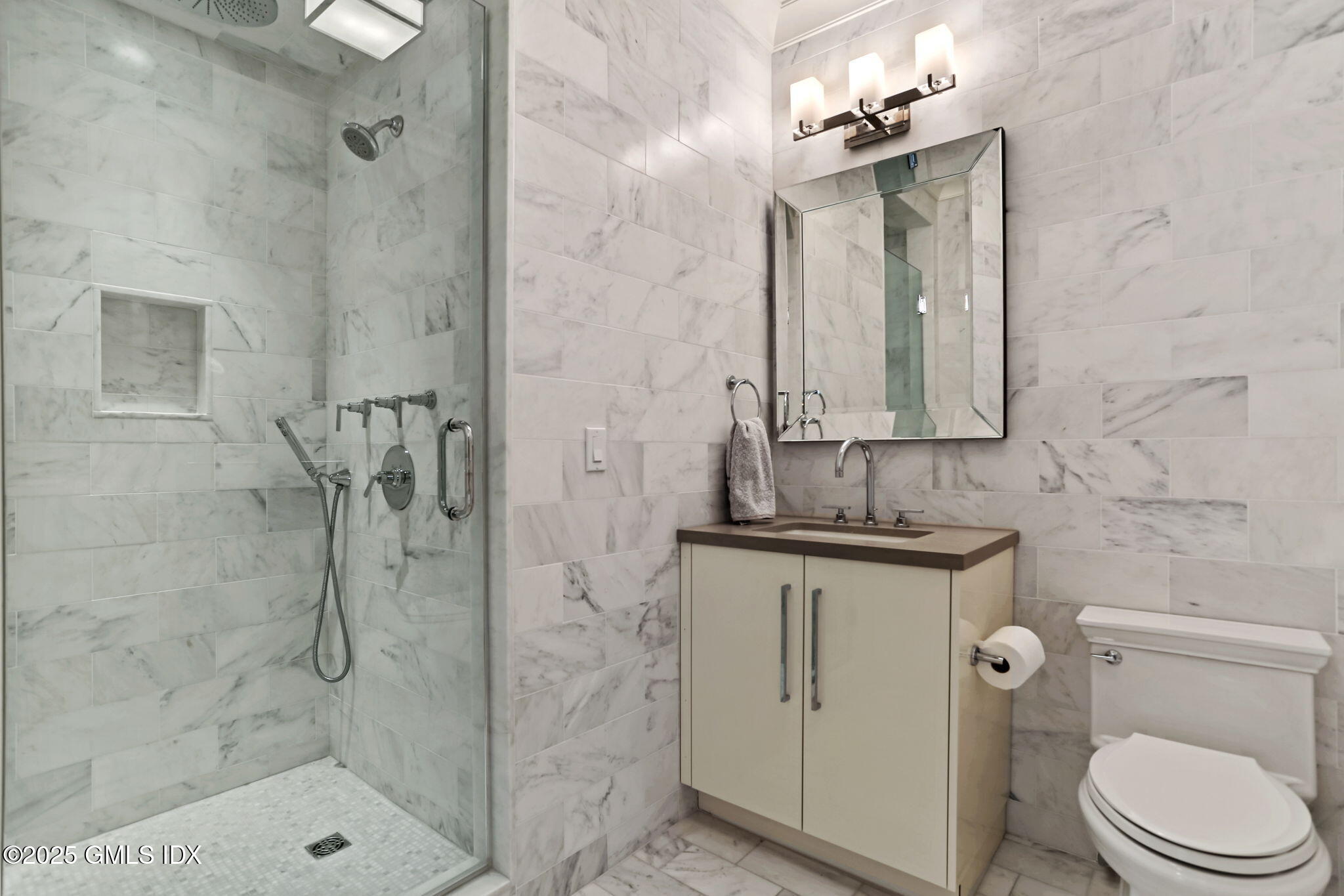 4 Lafayette Court, Unit PH Greenwich, CT 06830 - Photo 24 of 40 42-web-or-mls-4-lafayette-ct-ph7a