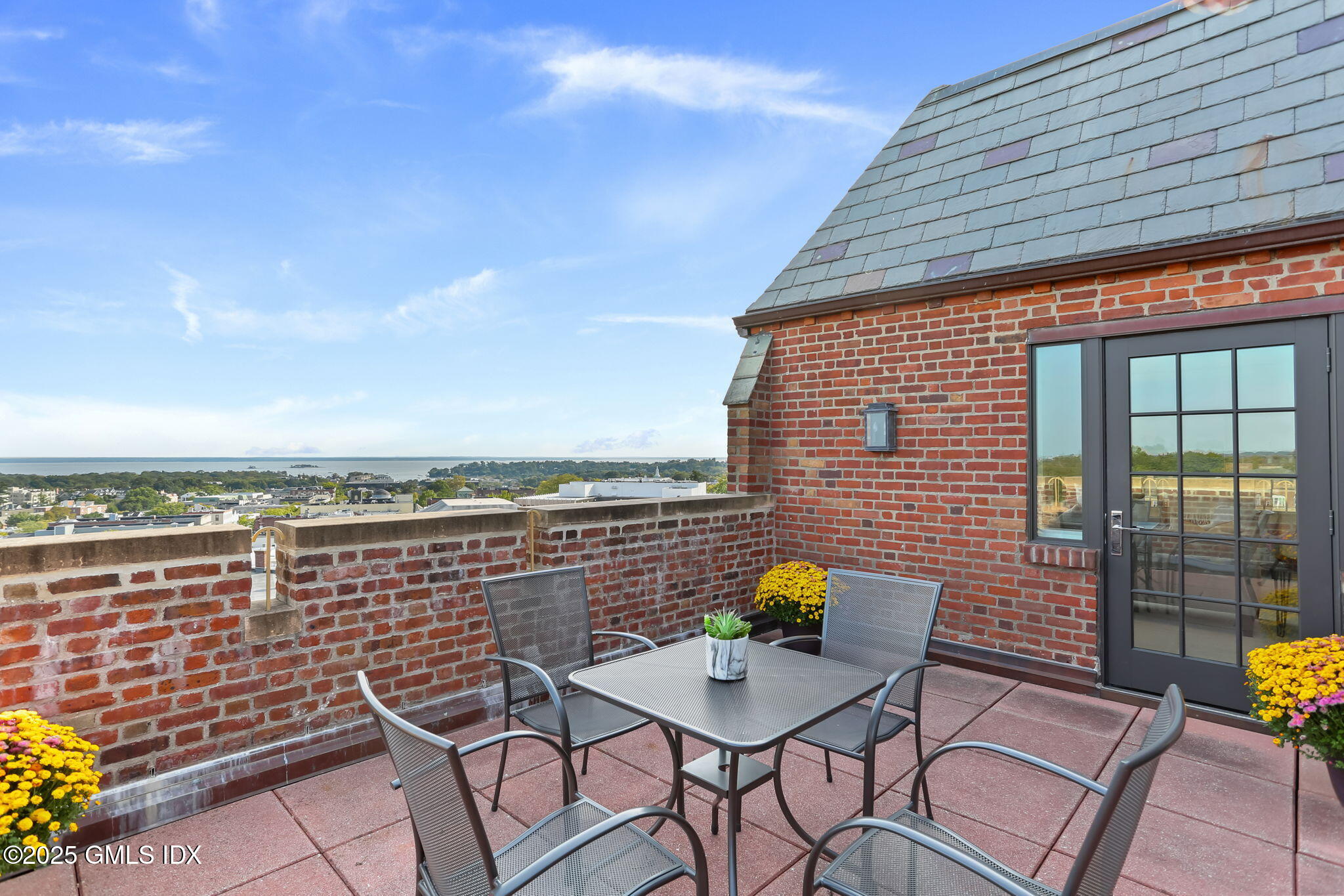 4 Lafayette Court, Unit PH Greenwich, CT 06830 - Photo 27 of 40 47-web-or-mls-4-lafayette-ct-ph7a