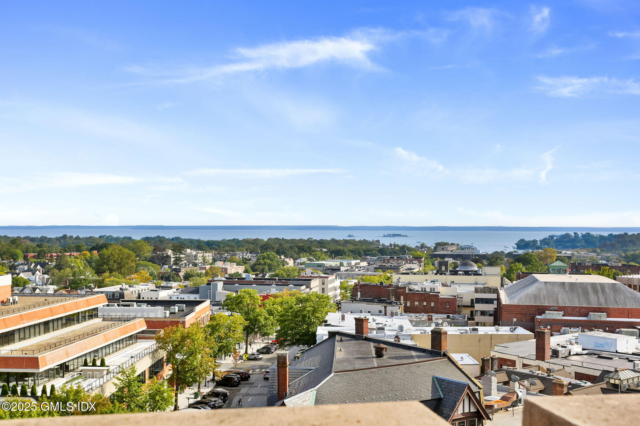 4 Lafayette Court, Unit PH Greenwich, CT 06830 - Photo 33 of 40 50-web-or-mls-4-lafayette-ct-ph7a